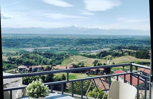 Novello Apartment | Scenic Views at La Magia delle Langhe Apartments