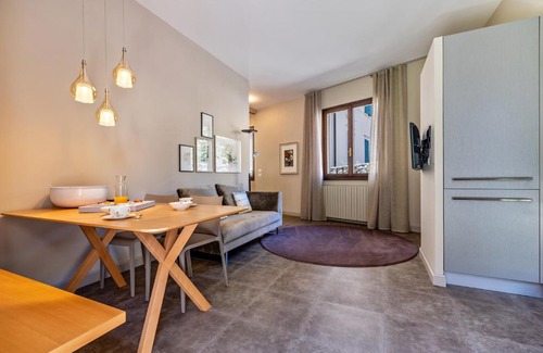 Gargnano House | Discover La Magrè: Pet & Child Friendly Retreat with 9.4 Rating