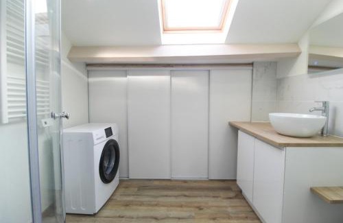 Lens Apartment | Cozy La Maison 19 Studio Near Louvre Lens - Family Friendly