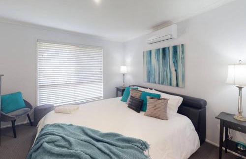Caboolture House | Discover Family-Friendly Comfort at La Maison Hotel