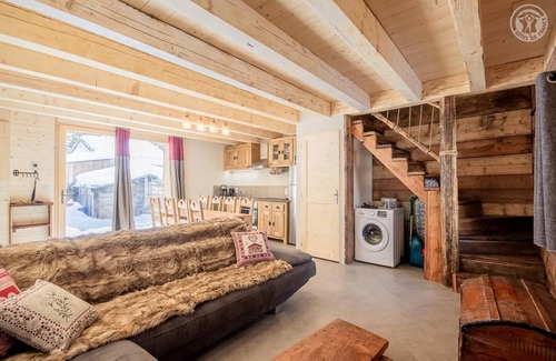 Bessans House | Discover LA Maison Bleue - Bessans: Family-Friendly Retreat