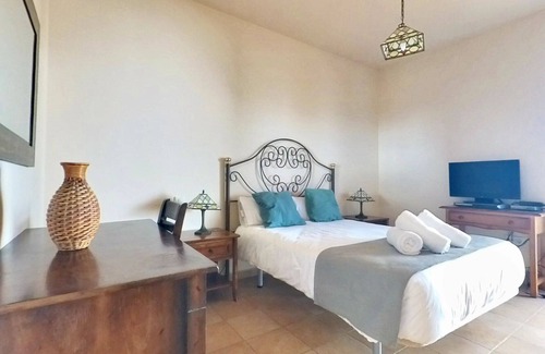 Villaverde Villa | Relax at La Maison d'Andrés with Pool and Spa Amenities