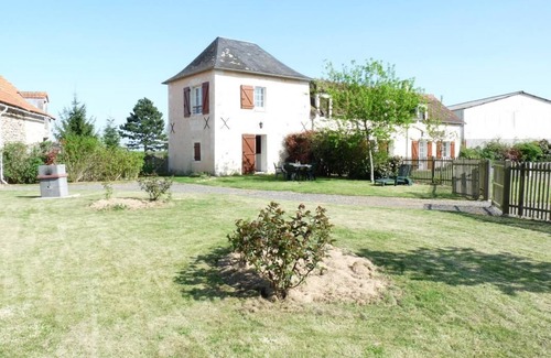 Leigne-les-Bois House | Discover La Maison D'angel: Family-Friendly Retreat Awaits