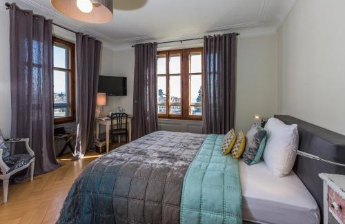 Morges Hotel | Oceanfront Bliss at La Maison d'Igor - Rated 9/10