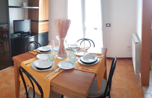 Carpenedo Apartment | Exceptional Family Retreat at La Maison de Daniela
