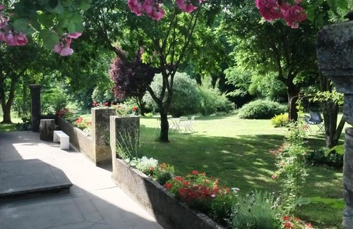 Espiet Bed & Breakfast | Discover La Maison De: Perfect for Families and Comfort Seekers