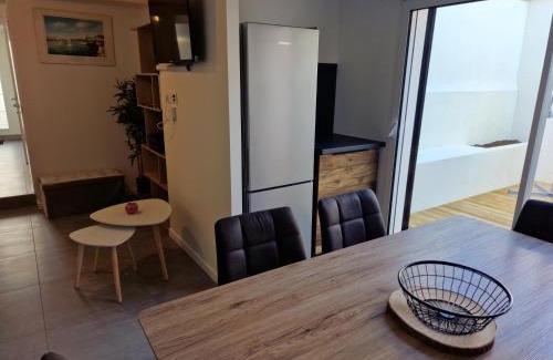 Les Sables d'Olonne House | Beachfront Retreat at La Maison de Léo - Rated 9.5/10