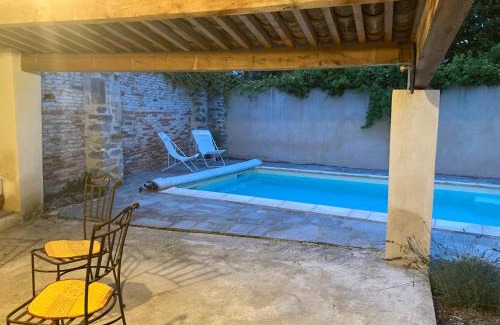 Villeneuve-de-Berg Villa | Relax at La Maison de Gabriel - Family-Friendly Retreat