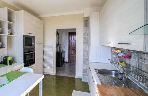 Leivi Apartment | Oceanfront Retreat: La Maison de Jeannette Awaits You