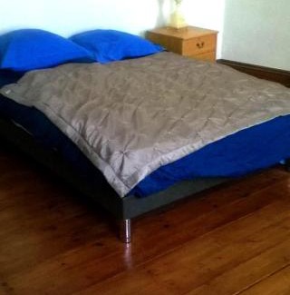 Saint-Savinien House | Budget-Friendly Family Stay at La Maison de l'Aubépin