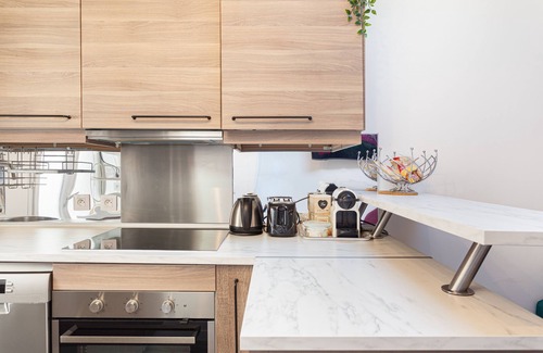 Chantilly House | Experience La Maison de la Faisanderie: Family & Pet Friendly!