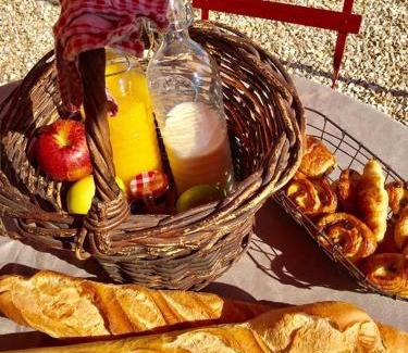 Prehy House | Discover La Maison de Lucien: Your Chablis Getaway Awaits