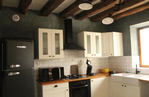 Briare House | Inviting Stay at La Maison de Maxou - Rated 8.9/10!