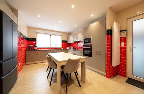 Tourcoing House | La Maison de Rania - Moins dun km de la gare