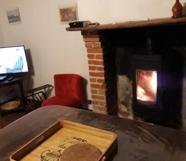 Nohant-en-Gracay House | Pet-Friendly Retreat at La Maison de Xenos - Family Comfort