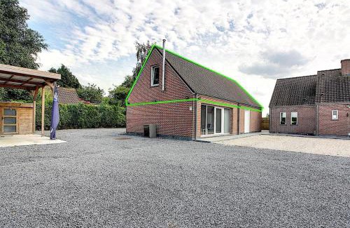 Frasnes-lez-Buissenal Apartment | Pet-Friendly Retreat at La Maison des Chevaux – 8.1/10 Rating
