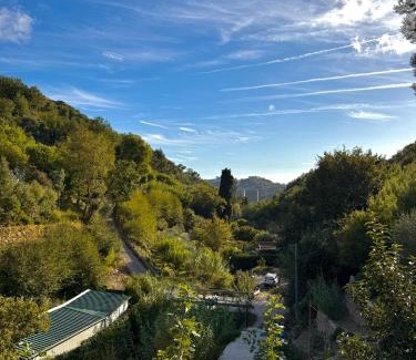 Vallebona House | La maison des Huskys