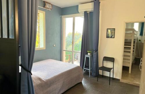 Vallebona House | La maison des Huskys