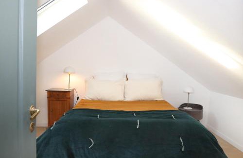 Senlis Apartment | Family-Friendly Maison Le 27 with Garden Retreat Experience
