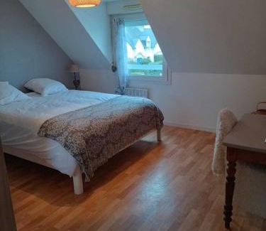 Tregunc House | Pet-Friendly Retreat: La Maison des Vacances - Rated 9.4/10