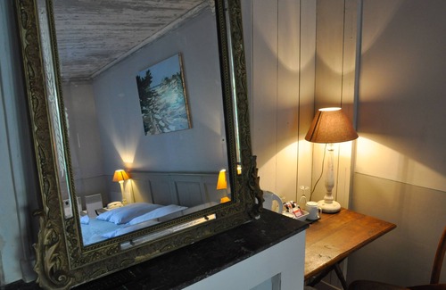 Saint-Martin-de-Re Hotel | Relax at La Maison Douce with Oceanfront Views & Pool