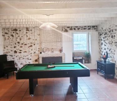 Captieux House | Discover La Maison du Bonheur: Family-Friendly Retreat