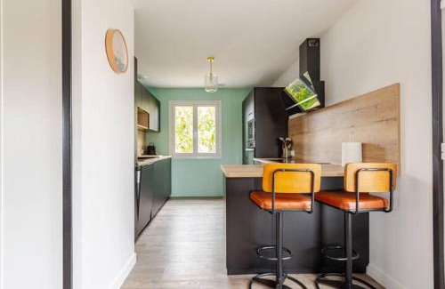 Saint-Denis-d'Oleron House | Oceanfront Bliss at La Maison du Bout du Monde - Rated 9/10