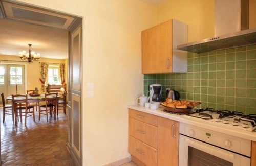 La Tagniere House | Elegant La Maison du Chateau: Guests Love the Pool & Spa