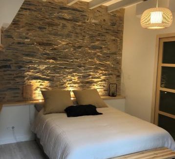 Angers Apartment | Beachfront Studio in Hypercentre - Rated 9.3 by Guests