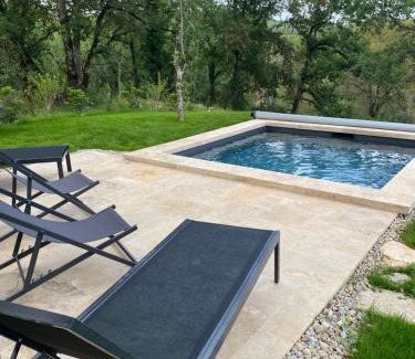 Saint-Medard House | Experience La Maison du Gindreau: Oceanfront & Pet Friendly