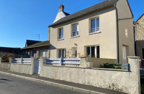 Port-en-Bessin-Huppain House | La Maison du Lavoir