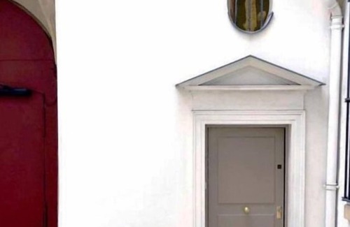 Odeon Apartment | Discover La Maison in St. Germain: Family-Friendly Retreat