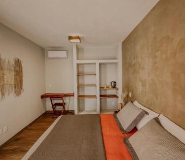 Itacare Bed & Breakfast | Exceptional Oceanfront Room at La Maison Loosaï