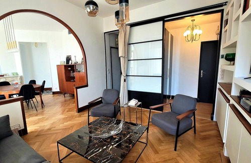 Thiers Apartment | Elegant La Maison Noailles: Pool & Oceanfront Retreat