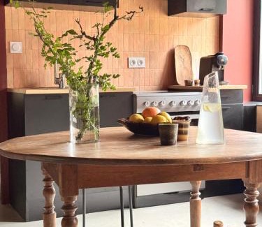Angouleme Apartment | La Maison noire de Fontbelle
