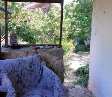 Saint-Jean-Lagineste House | Discover La Maison Parfumée: Family-Friendly Retreat Awaits