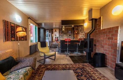 Thiers House | Pet-Friendly Retreat: La Maison Perchée with 9.5/10 Rating