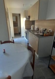 Cherbourg-en-Cotentin House | Experience La Maisonnette Cherbourgeoise: Family-Friendly Stay