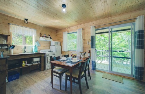 Pohenegamook Ski Chalet | Pet-Friendly Escape at La Maisonnette #17 - 9.6/10 Rated