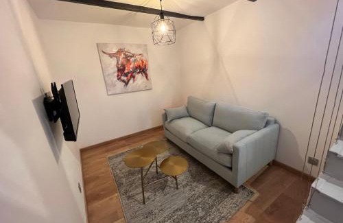Faubourg Apartment | Unique La Maisonnette: Fully Equipped & Family-Friendly Stay