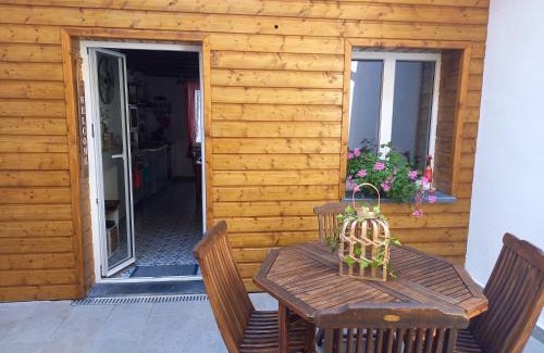 Cambrai Apartment | Cozy Retreat at La Maisonnette Cambrésienne for Families