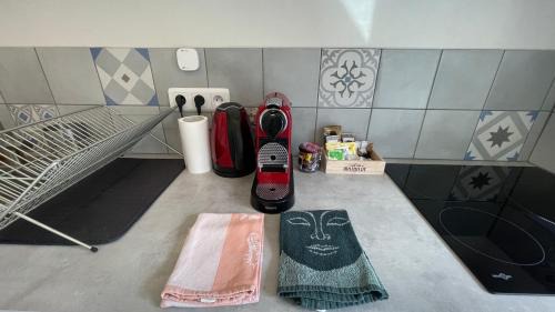 Ceyrat House | Cozy La Maisonnette de Julien: Guest Rated 9.1, Breakfast Included