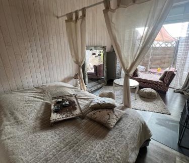 Mont-pres-Chambord House | Cozy Oceanfront Retreat at La Maisonnette de Cancan