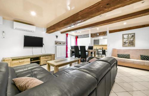 Rosny-sous-Bois House | La Maisonnette - Proche Paris - 8 prs - Wifi & Clim