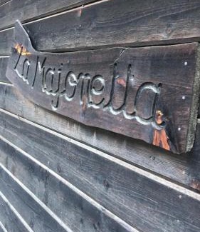 Champoluc Ski Chalet | Discover La Majonetta: Family and Pet-Friendly Retreat
