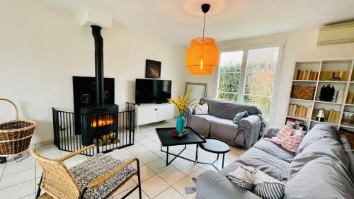 Vernon House | Experience Family-Friendly Comfort at La Mandragora Vernon