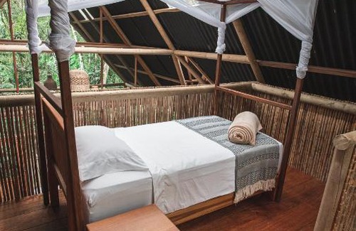 La Macarena Cabin | Experience La Manigua Lodge: Rated 10/10 & Family-Friendly
