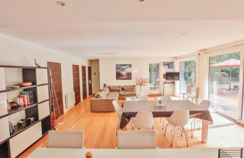 Grayan-Et-L'Hopital Villa | Relax at La Maourelle: Pool, Sauna & Beach Access Awaits