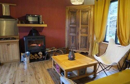 Viala-du-Tarn House | Nature Retreat at La Maquisarde: 4-Star Family Getaway