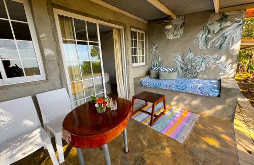 San Jose Bed & Breakfast | Beautiful La Maracuya Panama: Oceanfront Stay with Pool